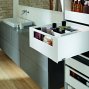 Внутренний ящик LEGRABOX pure TIP-ON BLUMOTION (высота C 177, глубина 500 мм, до 40 кг), белый шелк